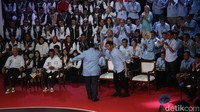 Prabowo menegaskan akan memperkuat aparat di Papua jika menjadi Presiden RI. Prabowo awalnya mengatakan masalah Papua rumit karena terjadi gerakan separatisme. Ada campur tangan asing dan kekuatan-kekuatan tertentu yang selalu ingin Indonesia disintegrasi dan pecah.