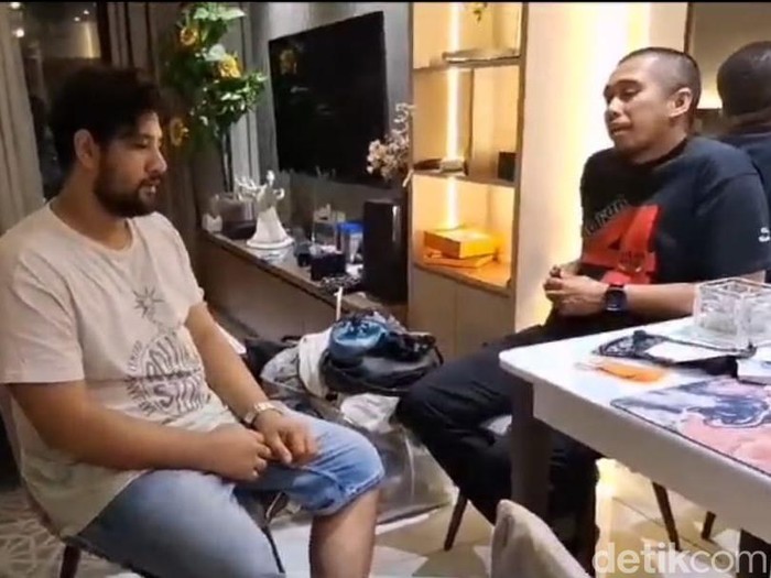 Ammar Zoni ditangkap polisi di apartemen di Serpong, Tangsel, pada Selasa (12/12/2023).