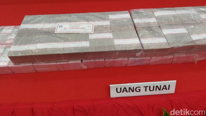 Barang bukti kasus judi bola online SBOTOP. (Kurniawan/detikcom)