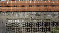 Menurut aturan itu, kenaikan harga jual rumah umum tapak telah mempertimbangkan adanya kenaikan harga bahan bangunan dan lahan, serta keterjangkauan masyarakat berpenghasilan rendah.