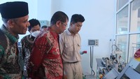 Hal tersebut diwujudkan dengan mencetak 38,387 tenaga kerja industri melalui program pelatihan SDM industri dan penyelenggaraan pendidikan vokasi industri.  