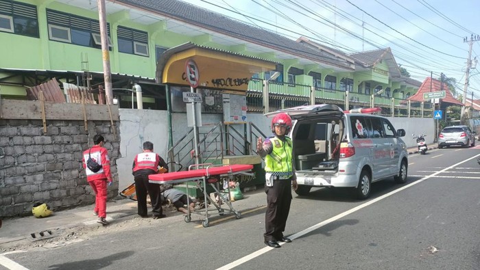 Kecelakaan di halte Trans Jogja Kotagede, Rabu (13/12/2023)