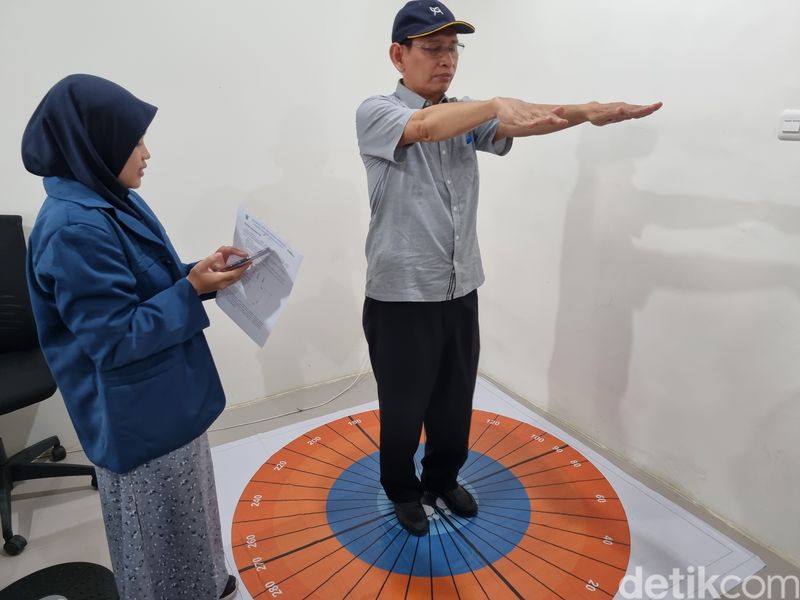 Kemendikbudristek RI Hibahkan Alat Kesehatan Modern Untuk Teaching Factory Pertama Unair