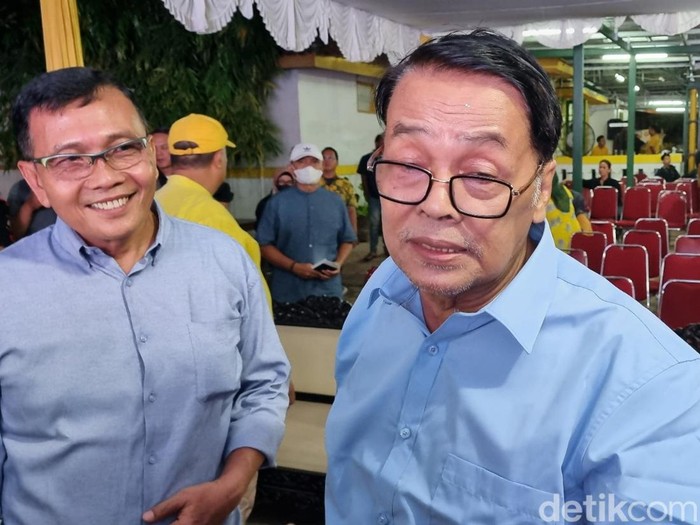 Ketua TKD Prabowo-Gibran DIY, Gandung Pardiman, saat memberikan keterangan kepada wartawan di Jogja, Rabu (13/12/2023).