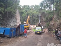 Polisi Terapkan Buka Tutup Setiap 15 Menit di Poros Maros-Bone di Camba