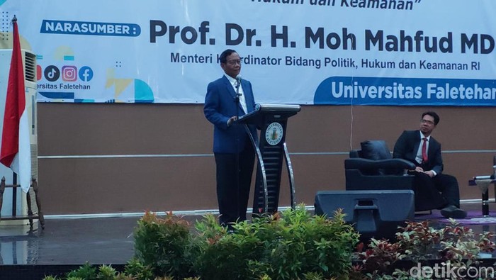 Mahfud Md saat mengisi seminar kebangsaan di Universitas Faletehan, Serang, Banten.