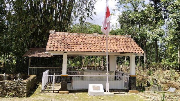 Makam Jacob Ponto di Kuningan.