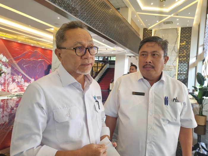 Menteri Perdagangan RI Zulkifli Hasan menghadiri Launching Visi Indonesia Digital 2045 yang digelar Kementerian Komunikasi dan Informatika (Kemenkominfo). Zulhas turut menyampaikan dukungannya pada Visi Indonesia Digital 2024.