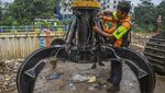Menyaring Sampah Ciliwung Berbuah Kompos dan RDF