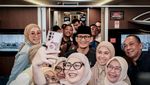 Momen Pertama Sandiaga Naik Whoosh