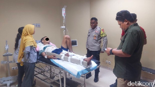 Pasien RSUD nekat loncat dari lantai 2 rumah sakit.