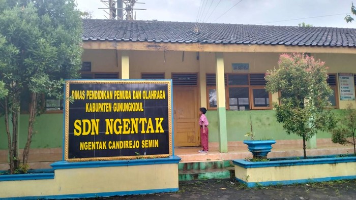 SDN Ngentak, Semin, Gunungkidul. Foto diunggah Rabu (13/12/2023).