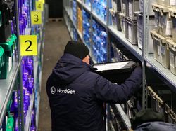 Gudang Persiapan Kiamat Sungguhan Ada, Ini Isinya