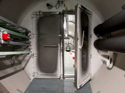 Seperti Ini Bagian Dalam Gudang Perbekalan Kiamat