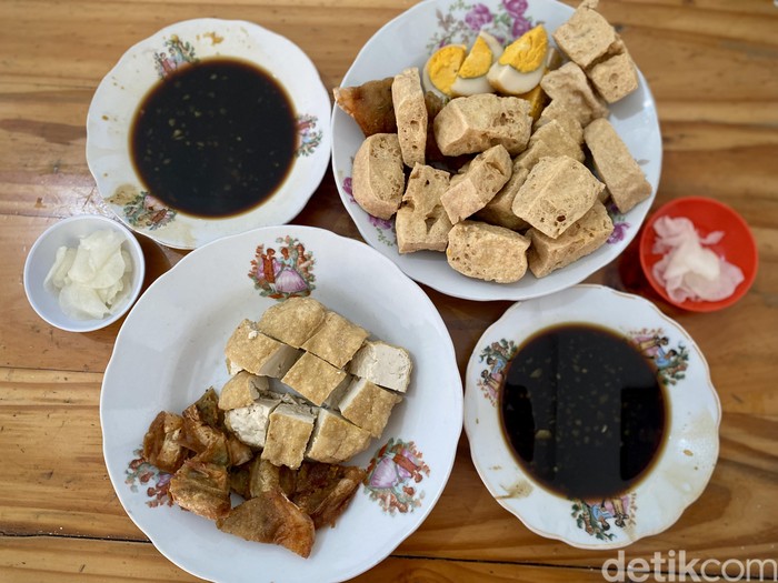 Tahu Pong Karangsaru Tahu Pong Karangsaru