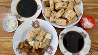 Tahu Pong Karangsaru di Jalan Pringgading nomor 11 D, Brumbungan. Warungnya buka mulai dari pukul 11.00-21.00. Foto: detikcom