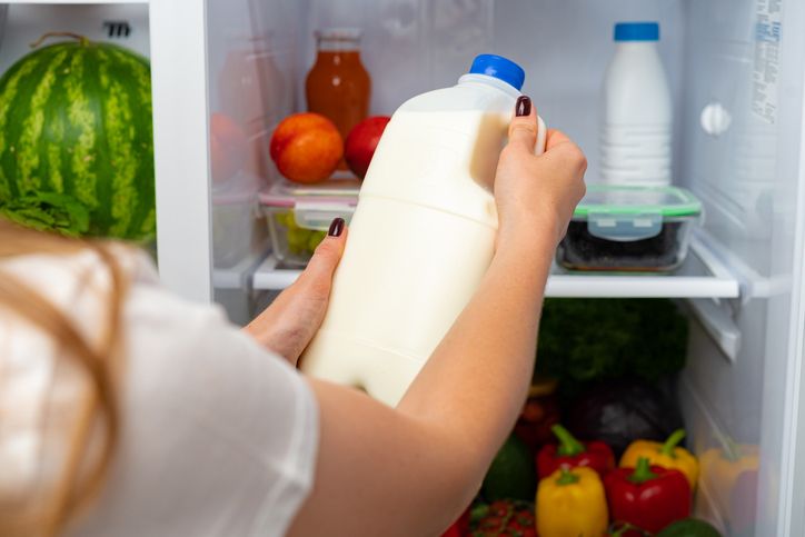5 Tips Menyimpan Susu di Kulkas  agar Tak Cepat Basi
