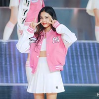 Vanesya belakangan ramai menjadi perbincangan penggemar KPop di media sosial. Gadis berumur 16 tahun ini mewakili Indonesia sebagai kontestan acara survival Korea ‘Universe Ticket’ yang tayang di SBS. Foto: dok. Instagram @sbs_universeticket_official