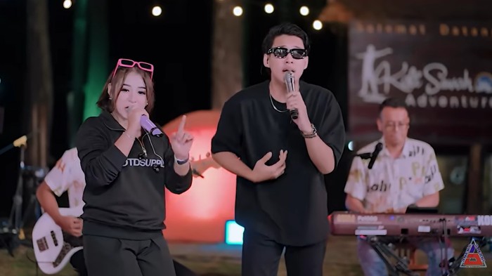 Video musik lagu Kisinan 2 yang dibawakan Niken Salindry feat Masdddho.