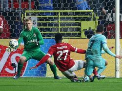 Barcelona Keok di Tangan Antwerp, Tetap Lolos 16 Besar Liga Champions