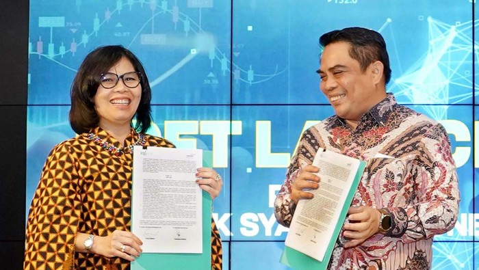 BSI Jadi Bank Syariah Pertama Penyedia Layanan RDN Online BSI menambah layanan bagi nasabah. BSI menjadi bank syariah pertama di Indonesia penyedia layanan Rekening Dana Nasabah (RDN) secara online.
