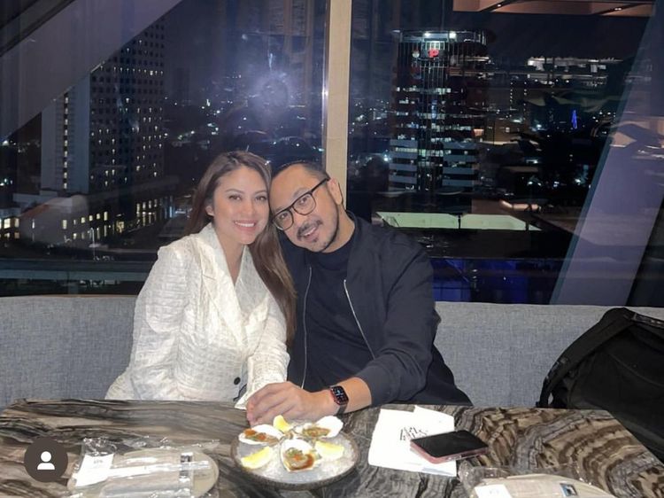 Cynthia Riza, Istri Giring Nidji yang Hobi Kulineran di Warung hingga Resto