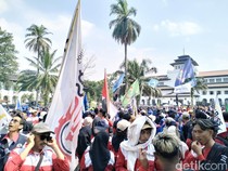 DPRD Jabar Minta Bey Machmudin Dengarkan Suara Buruh