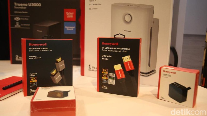 Honeywell melakukan ekspansi bisnis ke Indonesia. Beragam perangkat diboyong, mulai dari charger, kabel data, terminal colokan hingga air purifier.
Secure Connection Limited selaku pemilik lisensi Honeywell menggandeng PT Bintang Mas Rezeki Nusantara sebagai distributornya di Tanah Air, Kamis (14/12/2023).