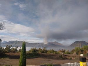 Aktivitas Gunung Bromo Meningkat, Pengunjung Diminta Waspadai Erupsi Freatik