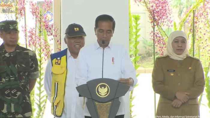 Jokowi dan Basuki di Peresmian Pasar di Jawa Timur