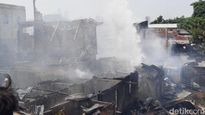 Kebakaran di Manggarai, Jaksel. (Annisa/detikcom)