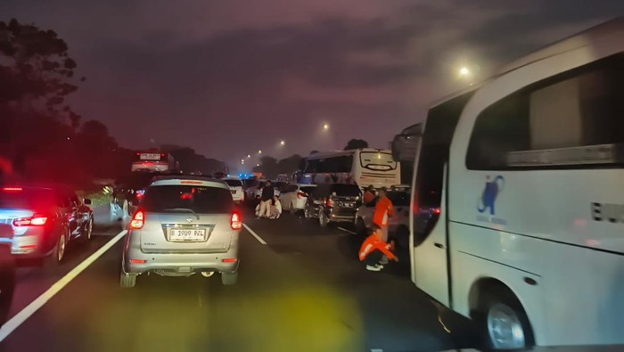 Kemacetan di Tol Cipularang