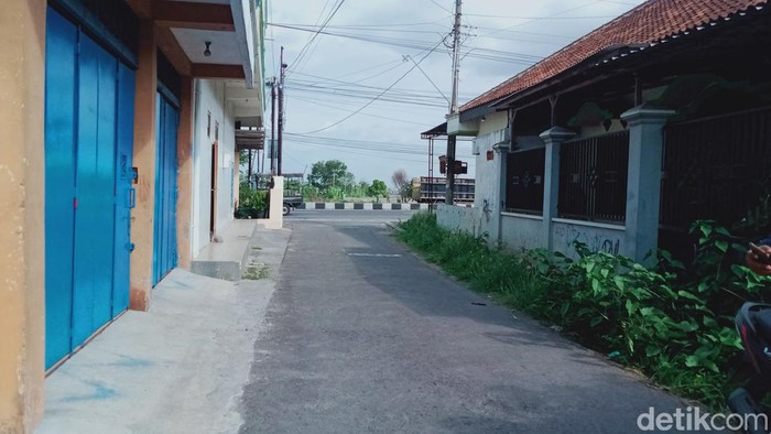 Lokasi penggeledahan Densus 88 di Desa Kepanjen, Kecamatan Delanggu, Klaten, Kamis, (14/12/2023).