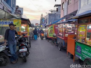 Uniknya Pasar Ceplak di Garut, Malioboro ala Swiss van Java