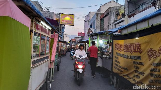 Maliboro van Garut, Pasar Ceplak