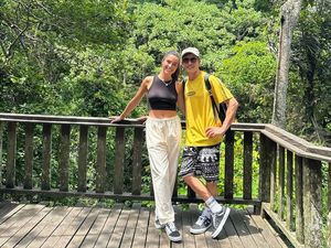 Potret Liburan Romantis Marc Marquez di Bali, Bucin Abis!