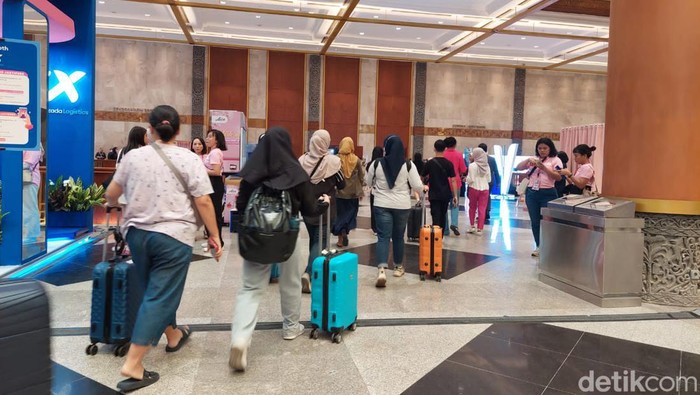 Militan Jastip Kosmetik Ramaikan Jakarta X Beauty, Omzet Bisa Rp 40 Juta Sehari