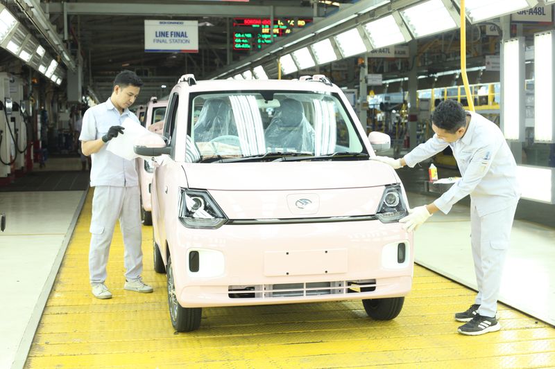 Mobil listrik Seres E1