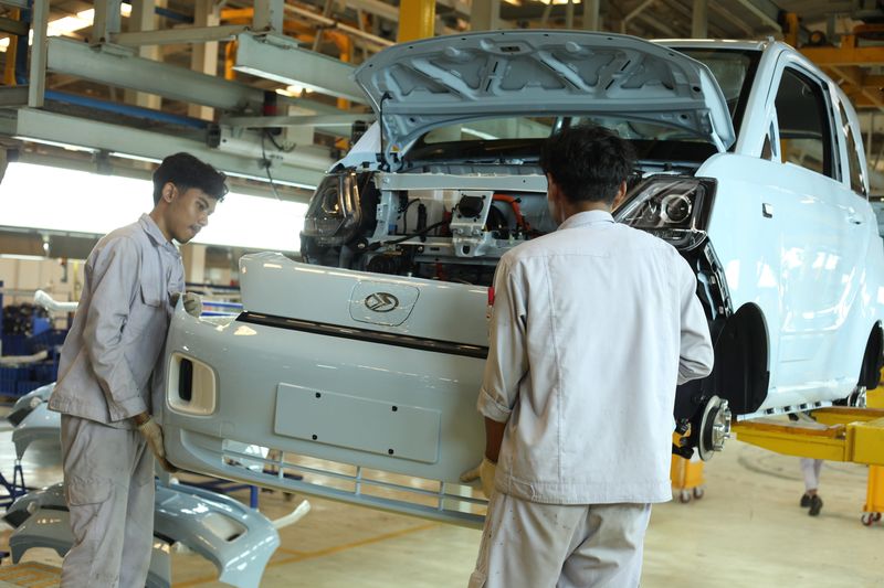 Mobil listrik Seres E1