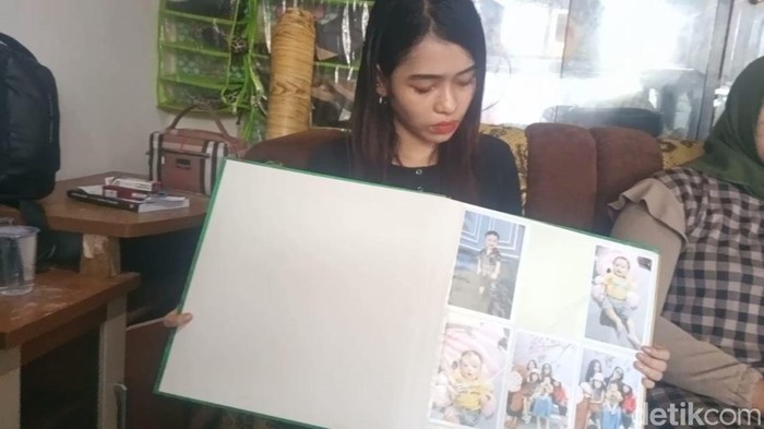 Nanda Yuffa, ibu dari Alfatih (bayi 15 bulan yang diduga jadi korban malapraktik di Jambi).