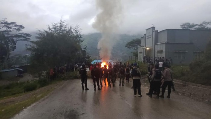 Pencairan dana desa di Tolikara, Papua Pegunungan berakhir ricuh. Dokumen Istimewa