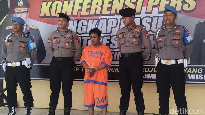Riyadi, pembunuh istrinya Nur Azizah Sidoarjo