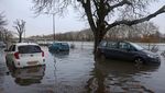 Sungai Thames Meluap, London Banjir