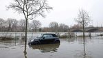 Sungai Thames Meluap, London Banjir