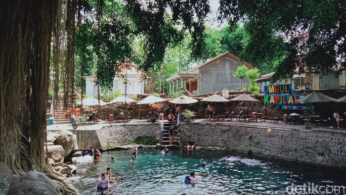 Umbul Kapilaler di Desa Karanglo, Kecamatan Polanharjo, Klaten.