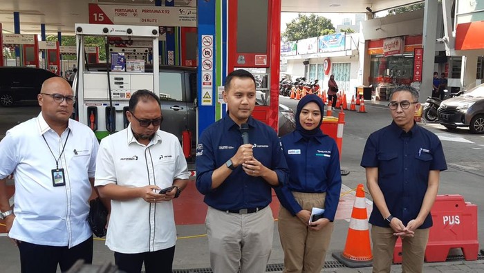 Vice President Corporate Communication Pertamina Fadjar Djoko Santoso.