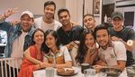 Vidi Aldiano Kulineran Bareng Sahabat, Ini Momen Akrabnya