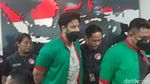 Ekspresi Ammar Zoni Kembali Pakai Baju Tahanan