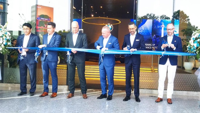 BMW Performance Motors Thamrin Berikan Pengalaman Terbaik Pelanggan Premium
