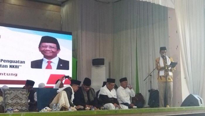 Calon Wakil Presiden (Cawapres) nomor urut 3 Mahfud Md di Pondok Pesantren Al-Quran Cijantung, Pamalayang, Ciamis.